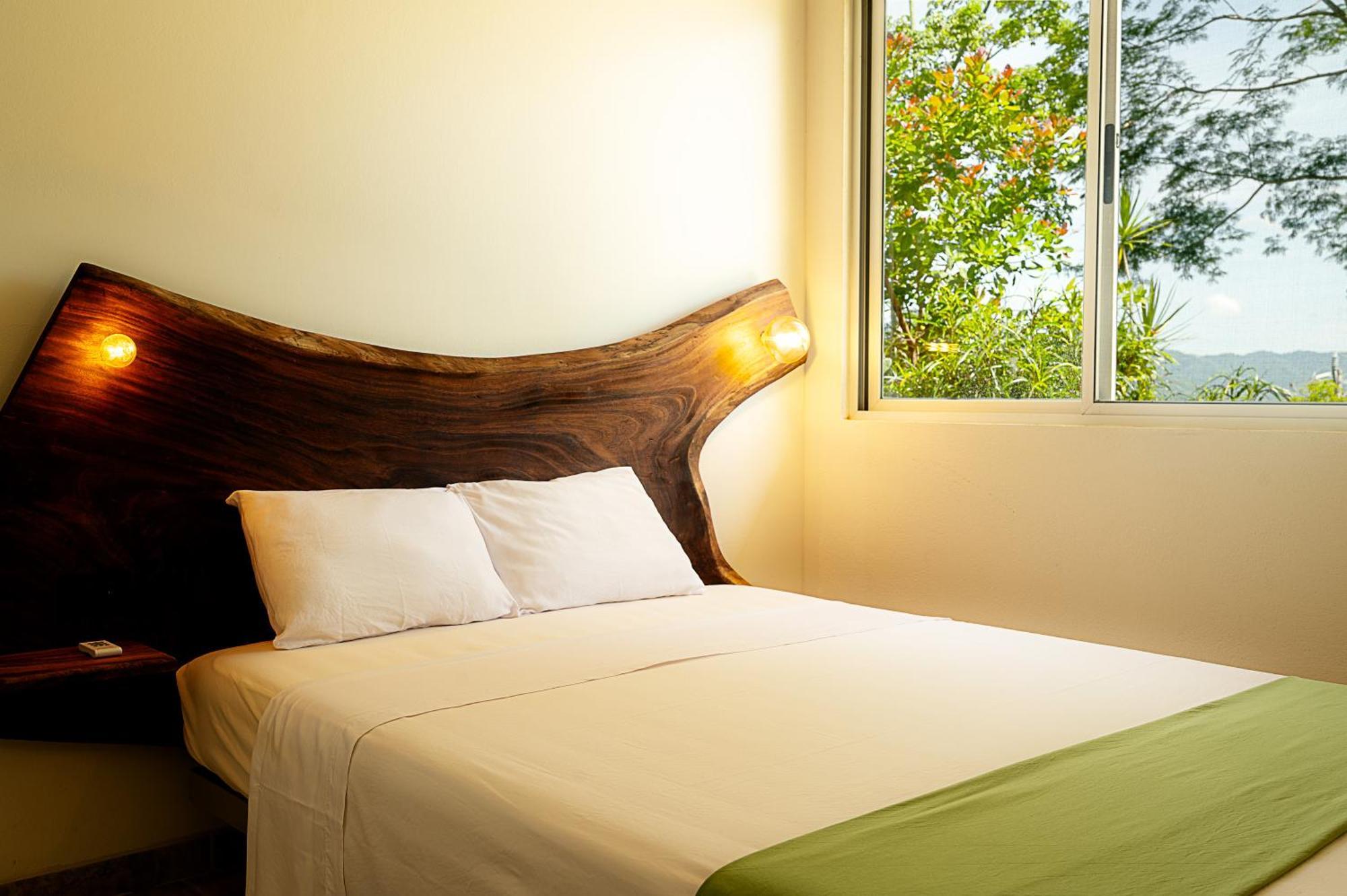 Casa Laureles Bed and Breakfast Playa Bejuco  Buitenkant foto